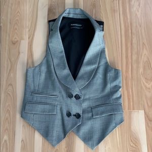 Black and white houndstooth best